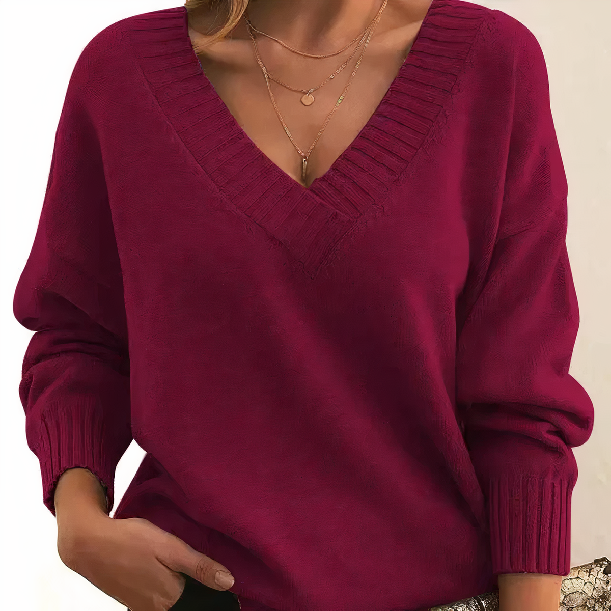 Mira - Chic Sweater