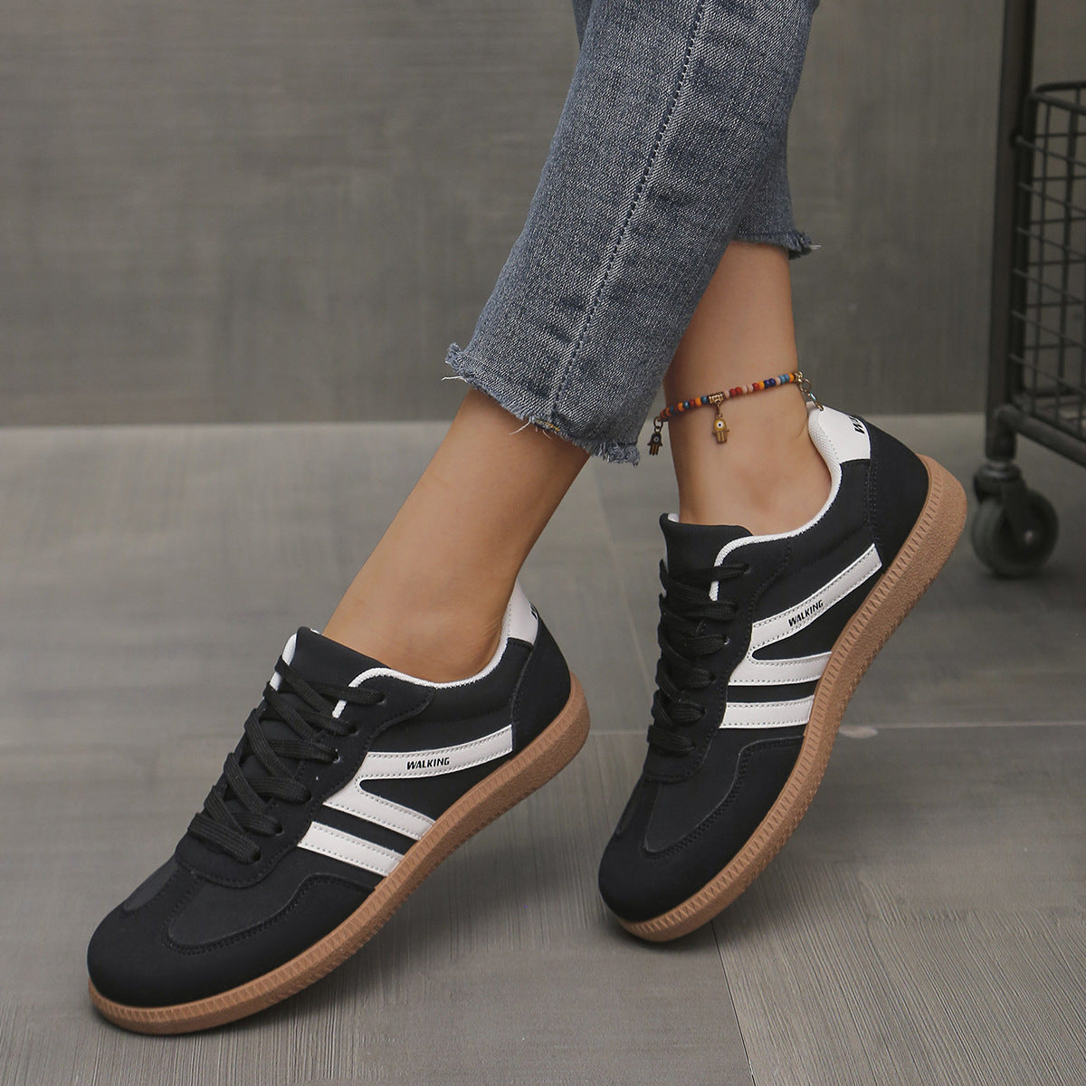 Liza™ Orthopaedic Trainers