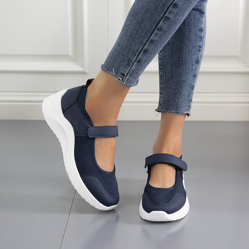 Lot Comfy Platform Sneakers